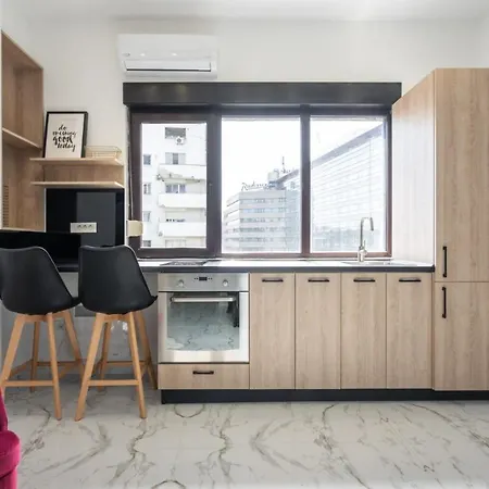 Deluxe Studio In The Center Of *